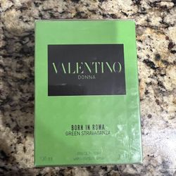 Valentino Perfume 