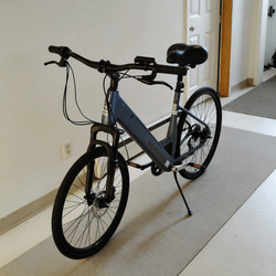 Schwinn Ingersoll 700c Electric Hybrid Bike – Like New, 250W Motor - Duluth, MN