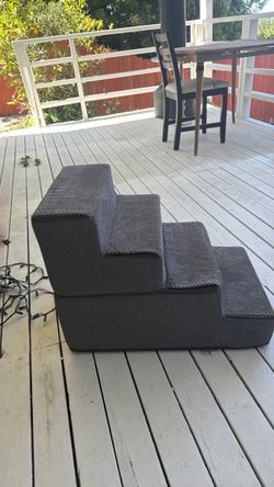 Dog stairs