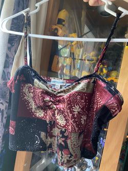 Earthbound Top