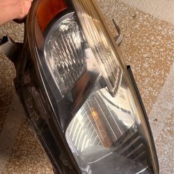 Toyota OEM Headlight (Right & left side ) – Koito Japan
