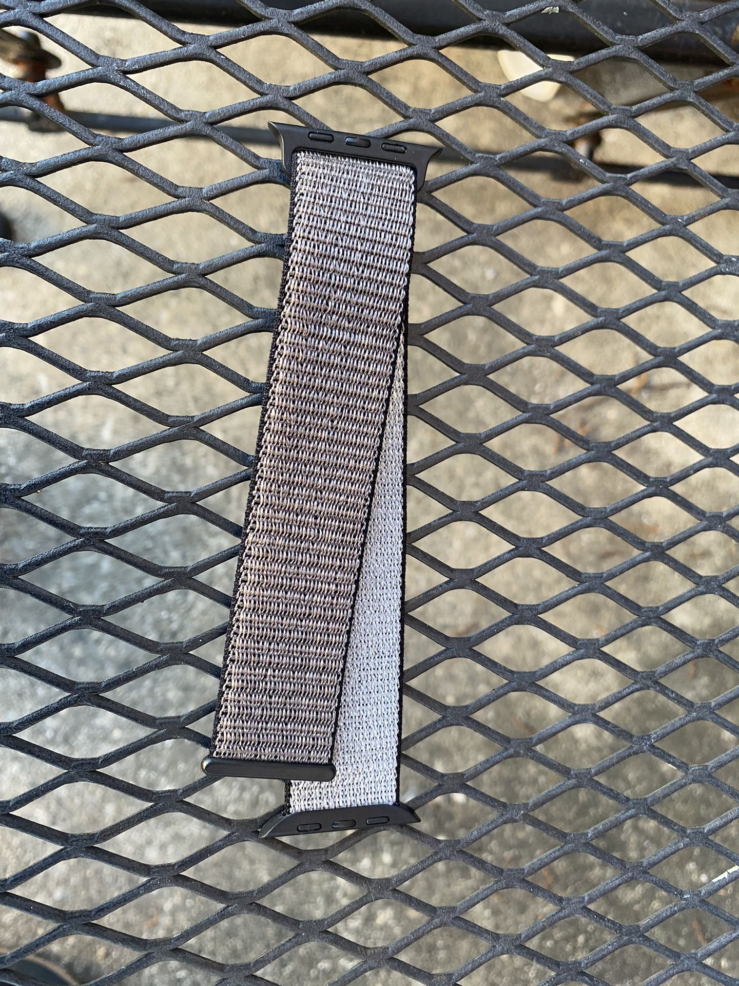 Apple Watch Rust Grey Sports Band 49/45/44/42