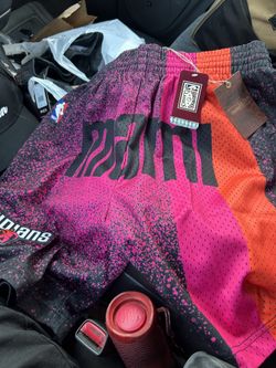 Mitchel & Ness Miami Heat Spray Paint Floridians Swingman Shorts Size Large