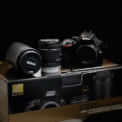 Nikon D3500 bundle 