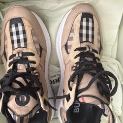Authentic Burberry Sneakers 