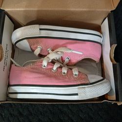 6T Lowtop Pink Converse