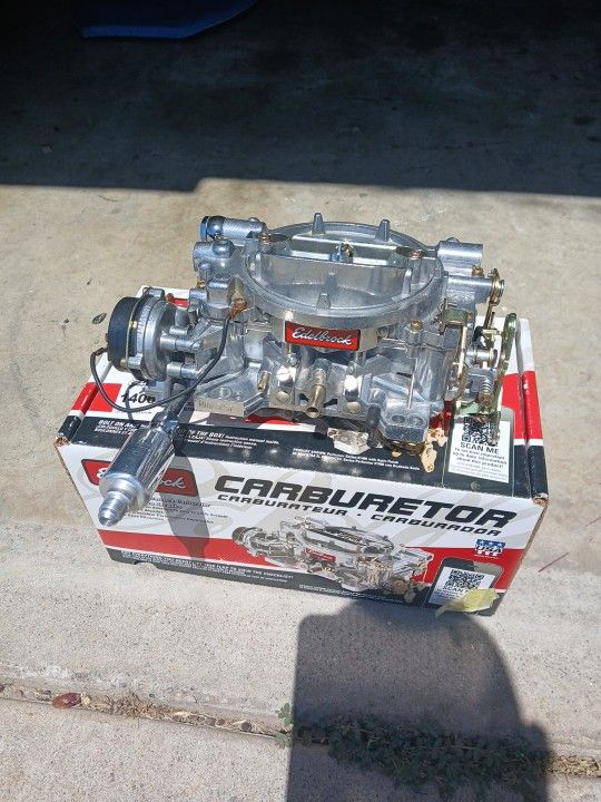 Edelbrock Carburetor