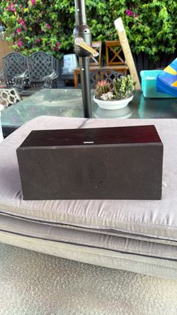 Yamaha speaker