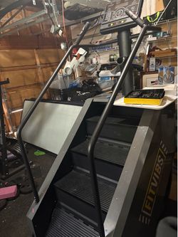 Like new stair climber