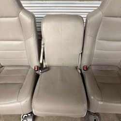 1(contact info removed) ford f250 f350 Lariat leather gray front seats w jump seat