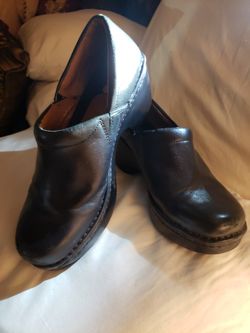 Ladies Arait Black Clogs/Mules - Size9