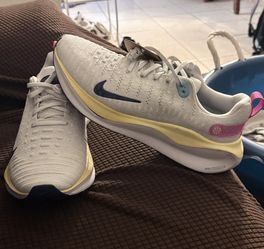 Men's Road Running Shoes