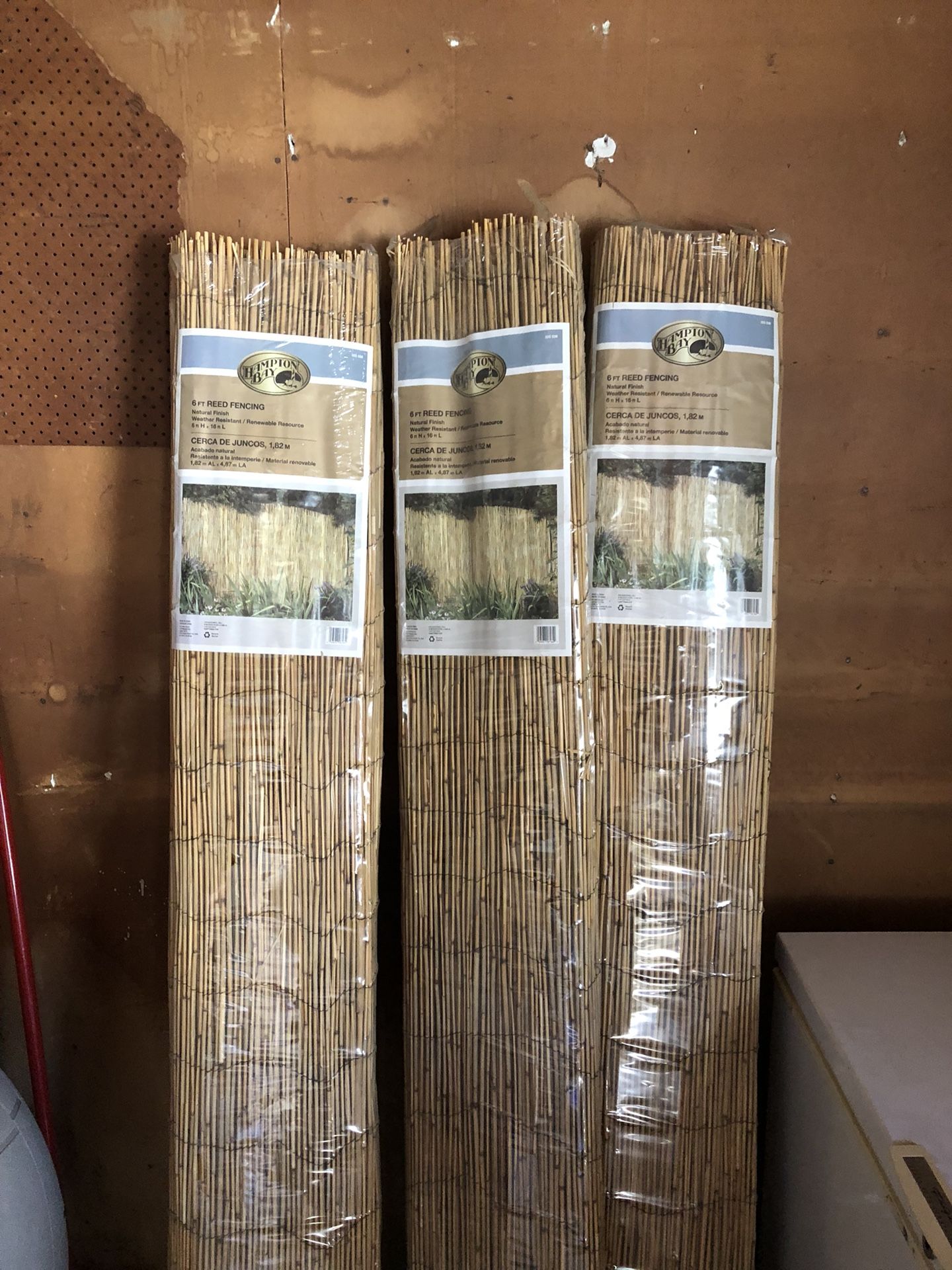 Hampton bay reed fencing - 6ft x 16ft
