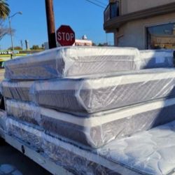 King Mattresses For Less 