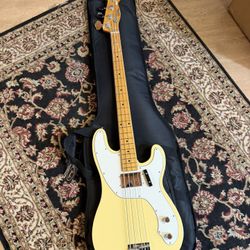 Fender Vintera II Telecaster Bass