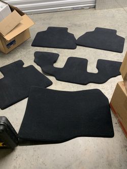 5 BMW Carpeted Floor Mats For X5 Or X7 (2020) Models 