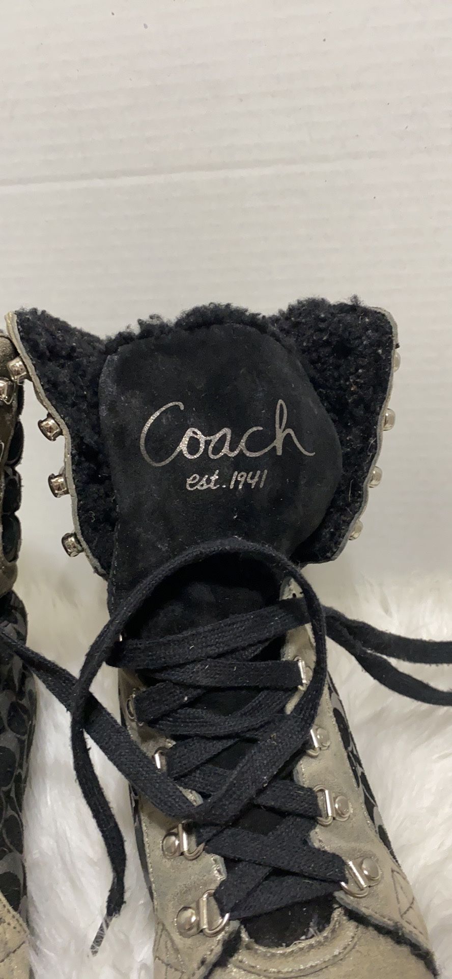 COACH TALLULA BOOTS 6 B SHEARLING LINING ~