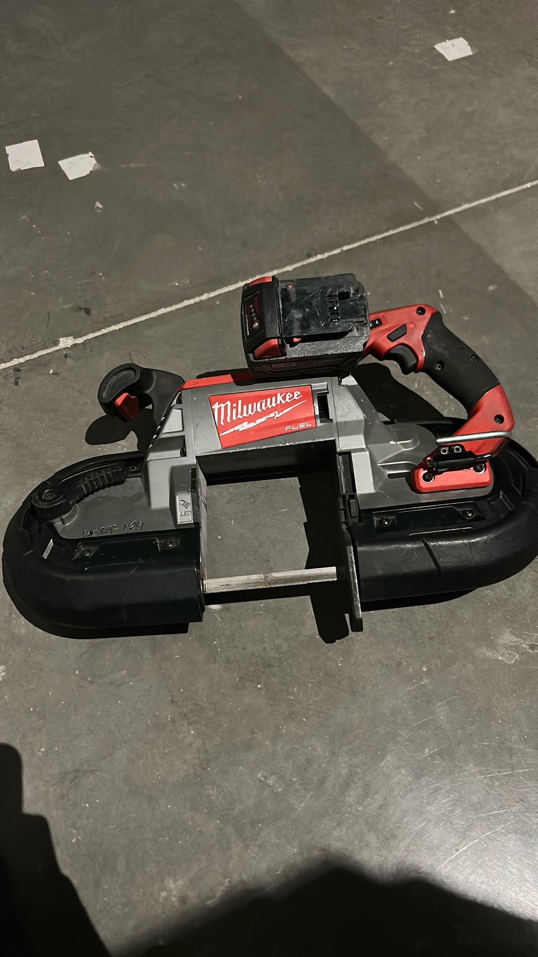 Milwaukee Bandsaw