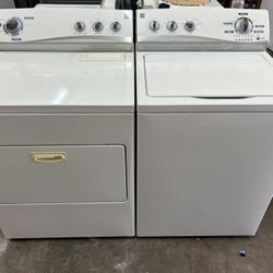 Kenmore Washer And Kenmore Eléctric Dryer 