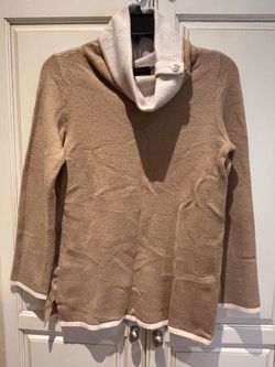 Ann Taylor two Tone Tan and Cream Cowl Neck Sweater Size XS oversized