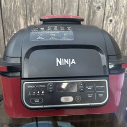Ninja Indoor Grill / Air Fryer