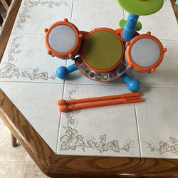 VTech Beats Kids Drum Set