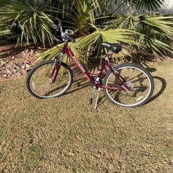 Schwinn Suburban CS, 21-speed Bike