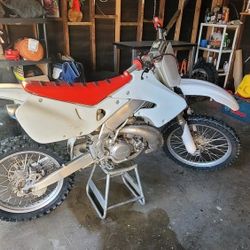 99 Cr250
