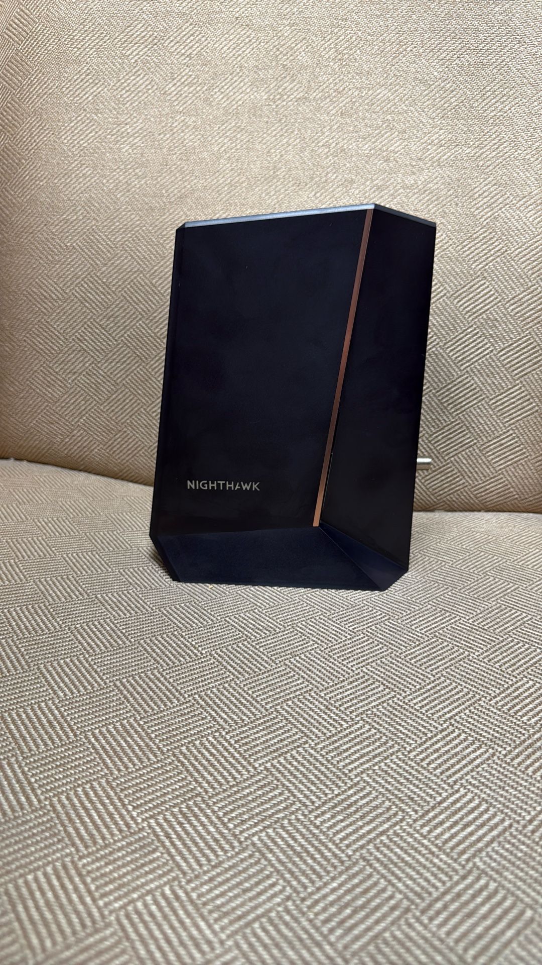NETGEAR Nighthawk CM2000 Router