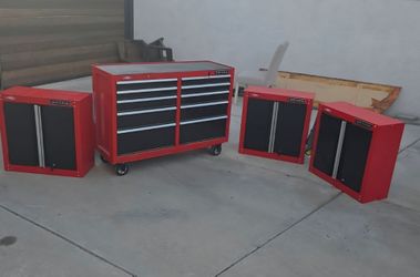 Craftsman tool box and cabinets