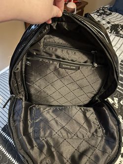 MICHAEL KORS GLOSSY BACKPACK for Sale in Ford, KY - OfferUp