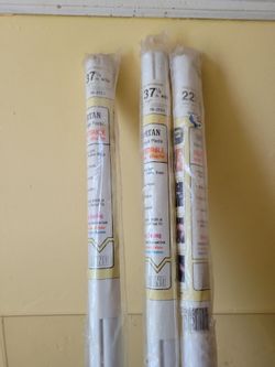Adjustable window shades, lightweight plastic