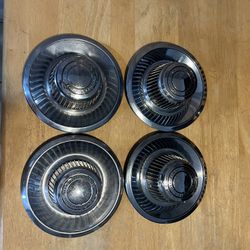 1967 Corvette Center Caps