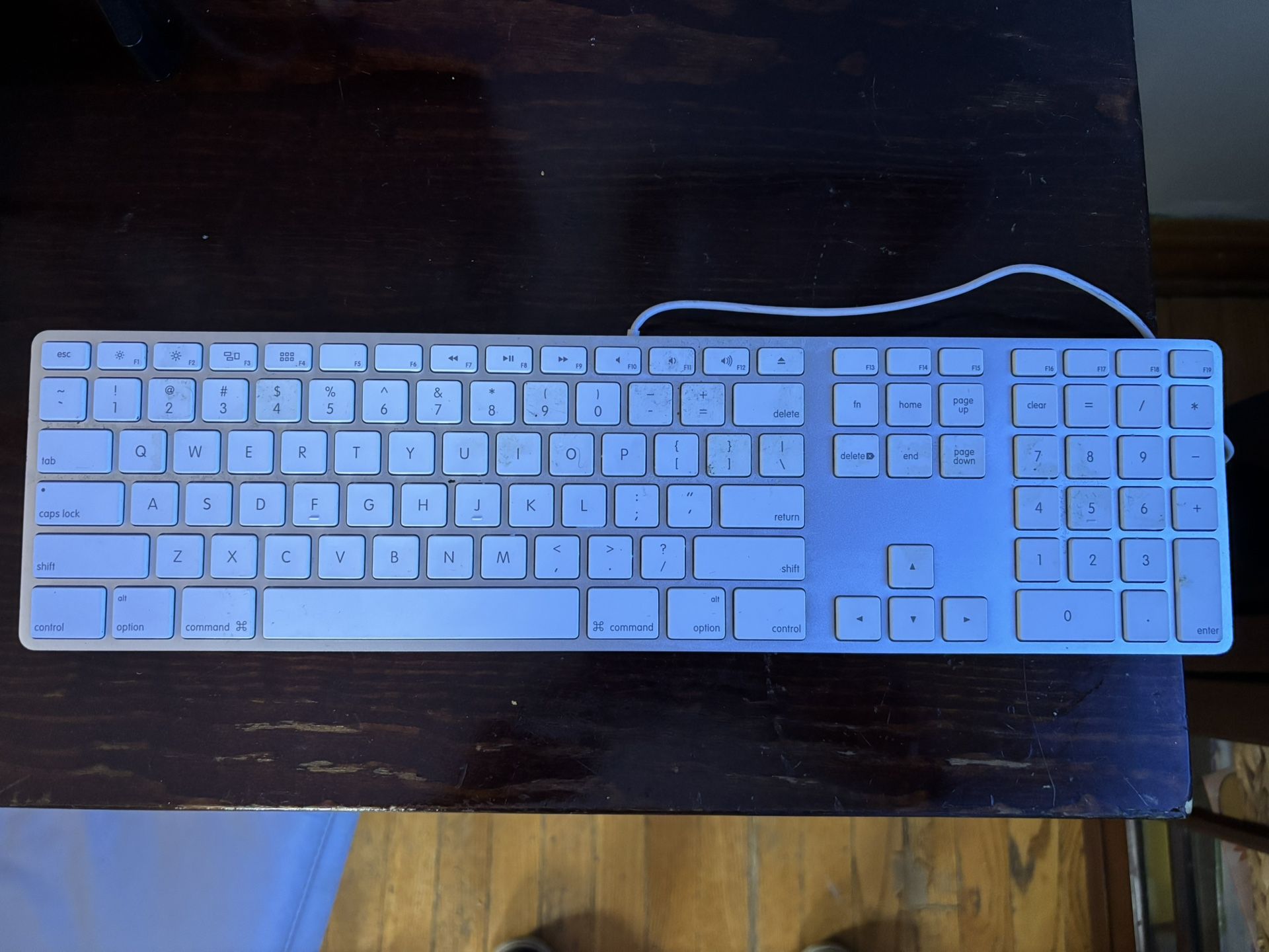 Apple Keyboard