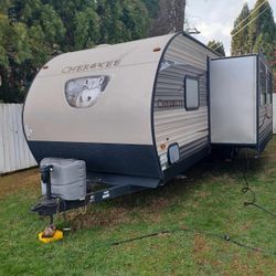 Camper