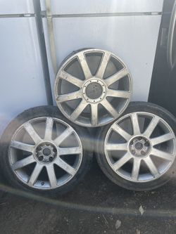 Germany Audi Wheels 18” only (3) 235/40/18 Tires 70 % Of Life only two wheels with cap