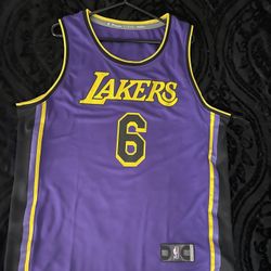 Lebron James Jersey 