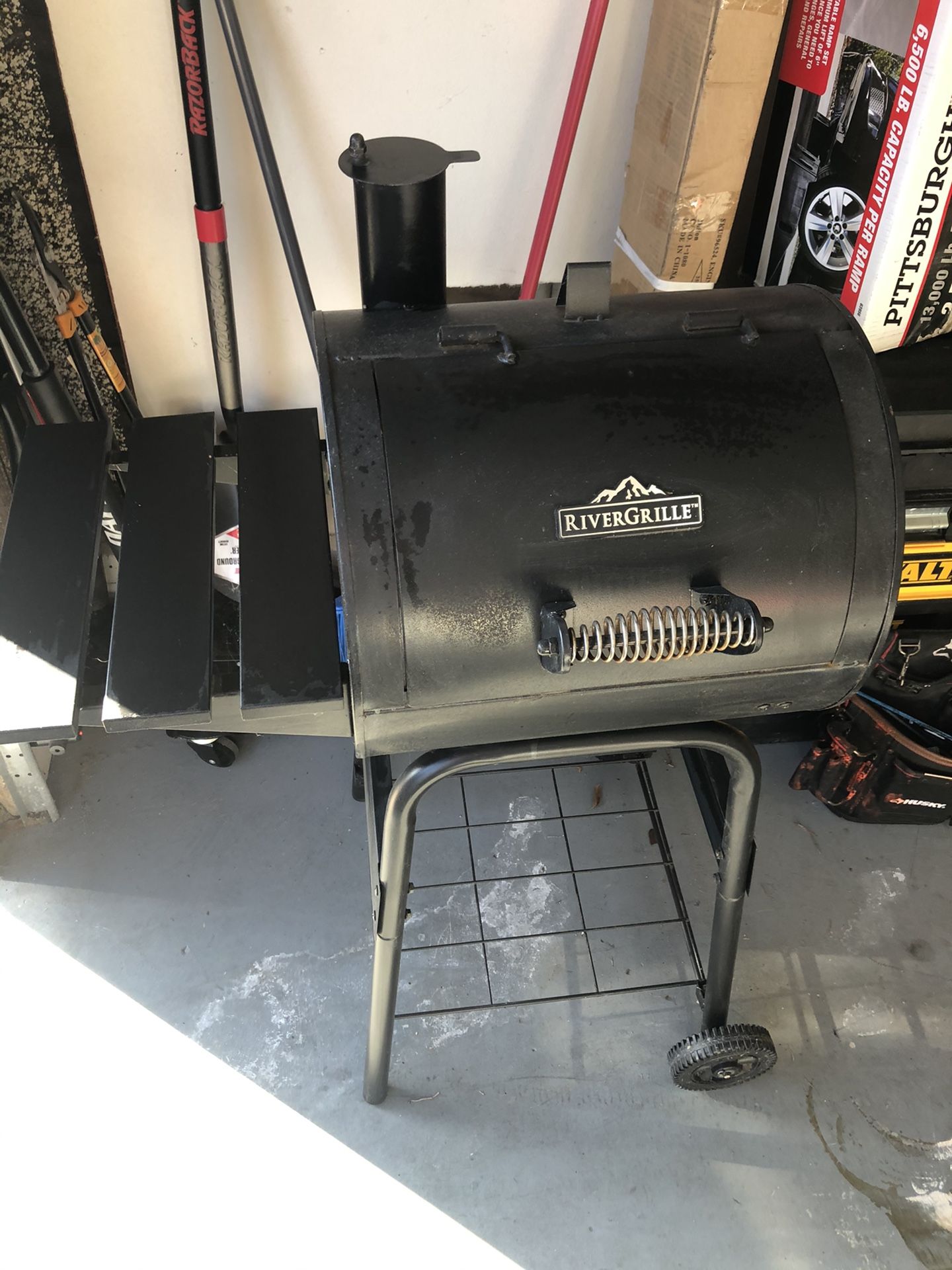 Used Black Charcoal BBQ Grill/Grille compact perfect for small Patio Deck Porch