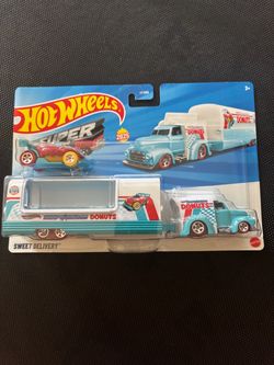 Hot Wheels Sweet Delivery Super Car Transporter Blue White Red 1:64 Diecast 2025