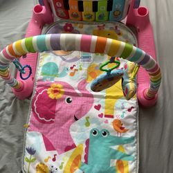 Fisher Price Deluxe Kick And Play Piano Gym 