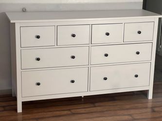 Ikea Hemnes white 8 drawers