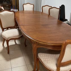 Drexel Dining Table, 2 Leaves, 6 Chairs