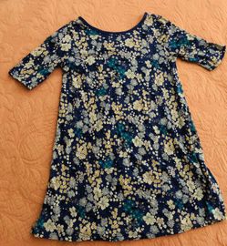 Girls dress size large