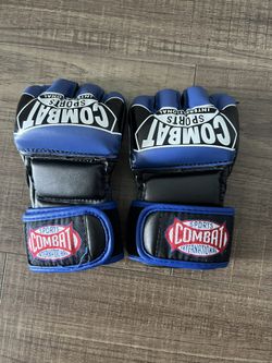 Combat Sports Youth Pro Style MMA Gloves Size M Y