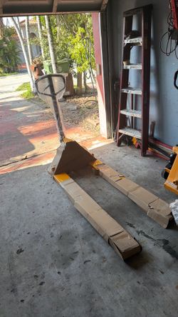 Pallet jack