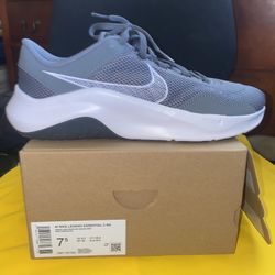M Nike Legend Essential 3 NN