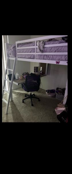 Loft BEDROOM SET (((( $75 )))))  TODAY ONLY