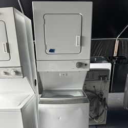 Whirlpool 24w” Stackable Washer & Dryer /60 DAY WARRANTY Located On 📍5200 E 10TH AVE TAMPA FL 33619📍