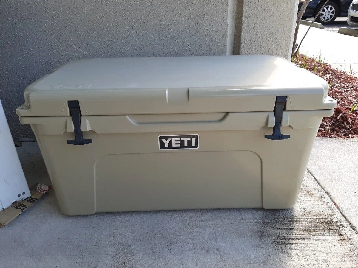 Yeti Tundra 65 (Hardsided 7 Day Cooler)