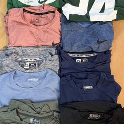 Men’s teens /tweens  size small short sleeve tops-see Description 